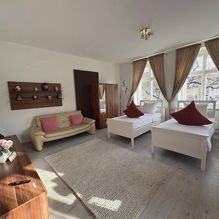 Cafe Alice & Pension Gmbh Poczdam Zewnętrze zdjęcie