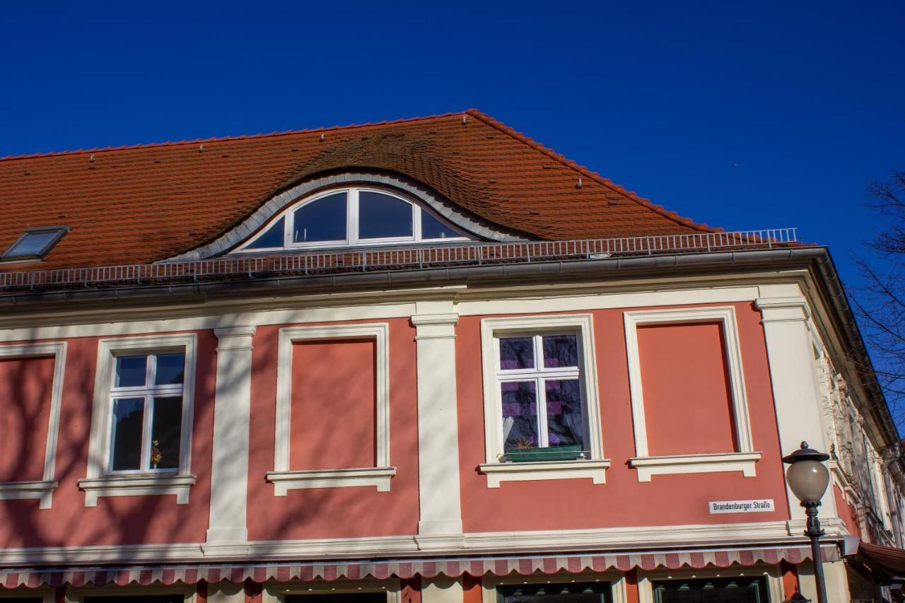 Cafe Alice & Pension Gmbh Poczdam Zewnętrze zdjęcie