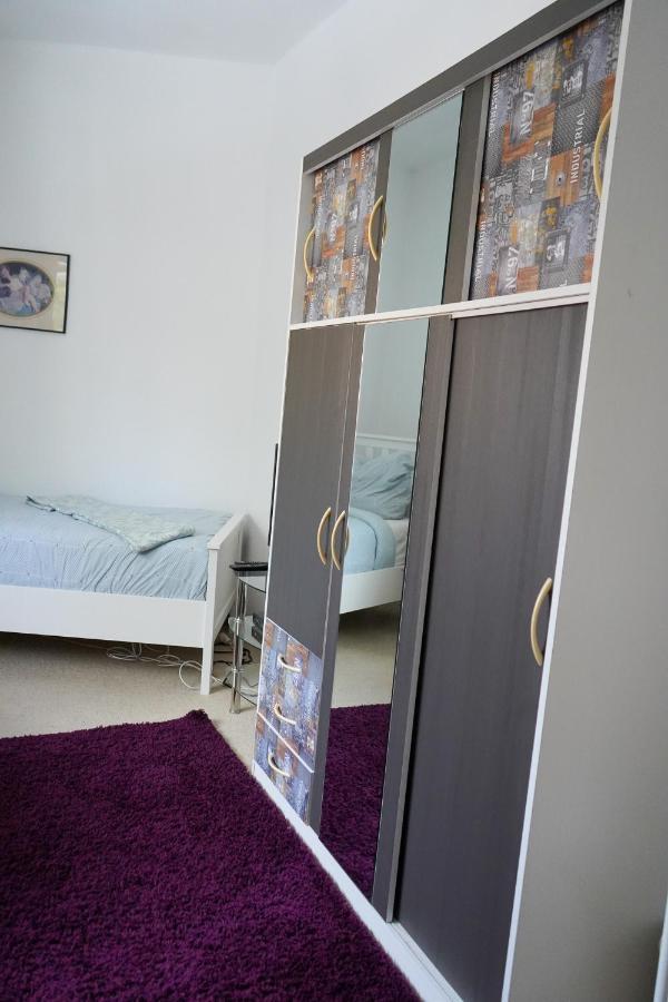 Cafe Alice & Pension Gmbh Poczdam Zewnętrze zdjęcie