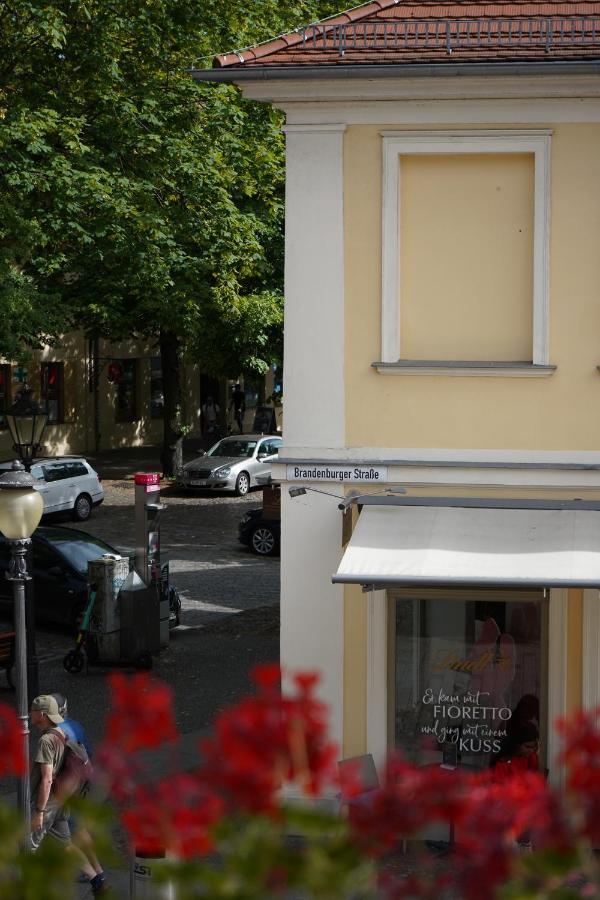 Cafe Alice & Pension Gmbh Poczdam Zewnętrze zdjęcie